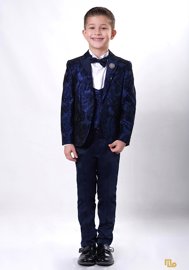 Erkek Çocuk Takım Elbise Modelleri 2033