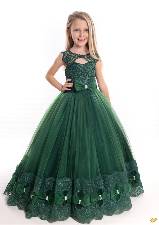 Fiyonklu İncili Beden Güpürlü Gelinlik